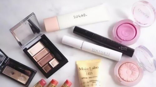 初次學(xué)化妝？Get這些萬能化妝品就對(duì)了